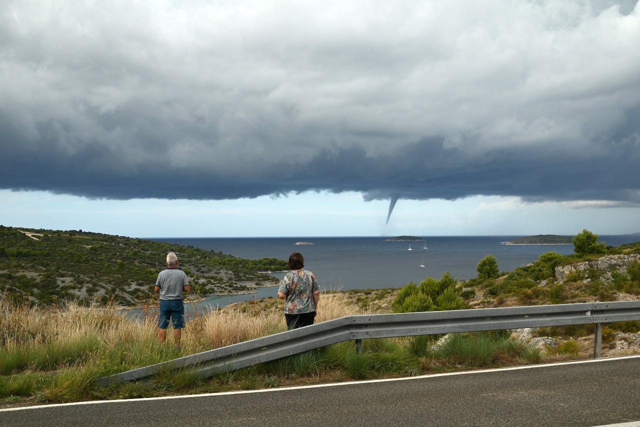Co dělat, když se objeví tornádo na Jadranu