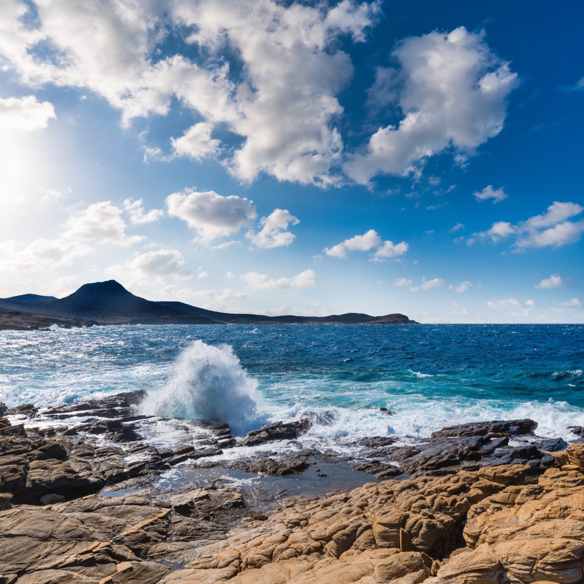 Jachting a Meltemi: Jak se připravit na řecký vítr, který neodpouští
